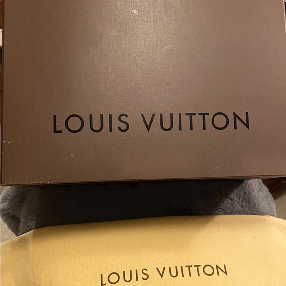 🌹💯% AUTHENTIC LV HANDBAG 🌹ORIGINAL OWNER 🌹EXCELLENT PREOWNED CONDITION🌹 - Picture 13 of 14